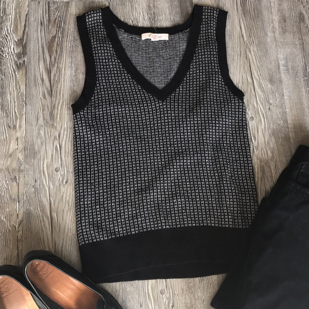 Sweater Vest